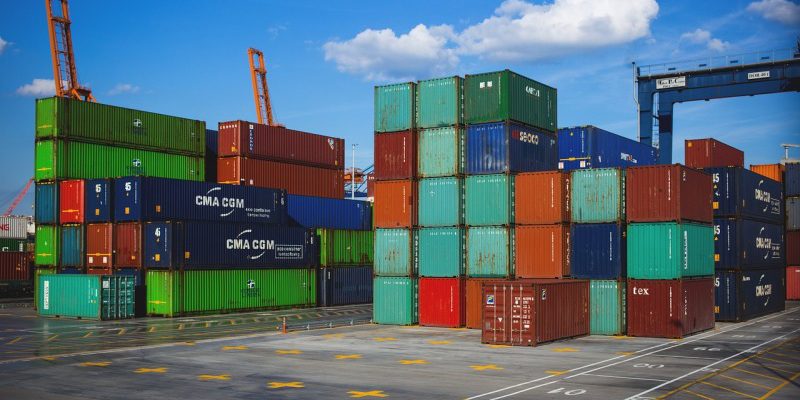Import z Chin z pośrednikiem - czy to dobry pomysł?